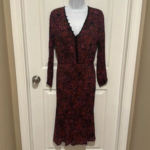 Beautiful DR2 Size medium dress. Fits like 6. Pink, orange black. Cute!